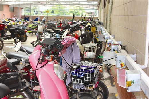 河南開展電動車違規(guī)停放、充電的集中處罰行動
