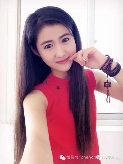 兩年間母親爺爺離世 19歲少女腫瘤晚期笑對(duì)病魔