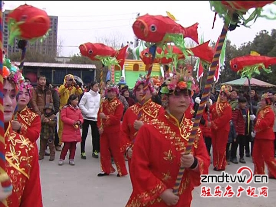 銅器民舞齊進(jìn)城，歡天喜地慶元宵_201534181513.JPG