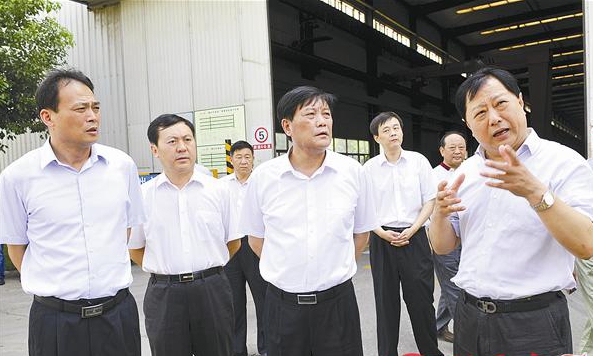 我市召開創(chuàng)建全國文明城市重點(diǎn)工作推進(jìn)會