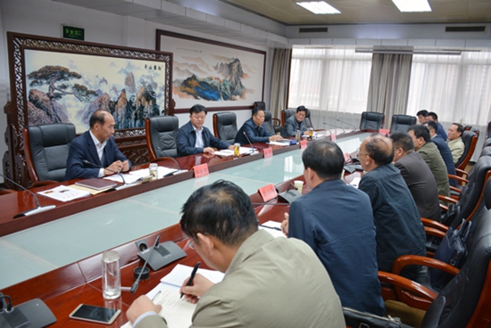 市政府召開駐馬店火車站片區(qū)綜合改造項(xiàng)目促進(jìn)會(huì)
