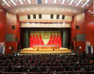 市人大副主任張德軒，市政府副市長杜中強(qiáng)，市政協(xié)副主席趙瑛，市委政法委副書記、紀(jì)工委書記周以德等領(lǐng)導(dǎo)同志出席會(huì)議。