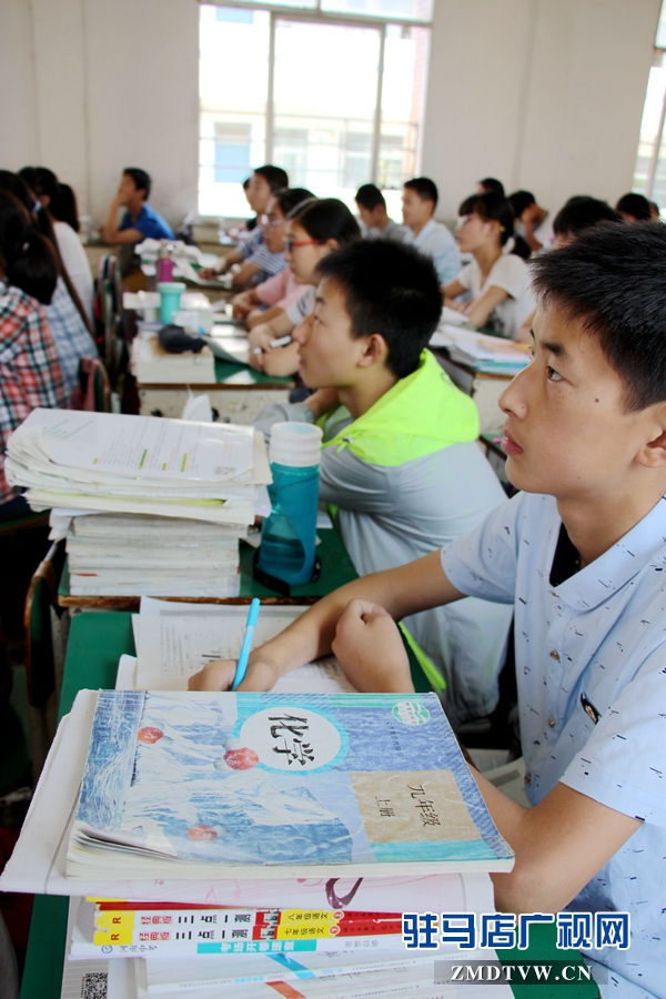 認真做好筆記，才能無一疏漏.JPG