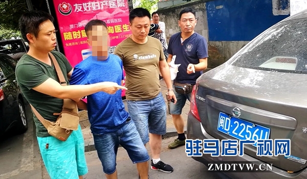 在廈門抓獲電信詐騙嫌疑人，右一為胡凱_副本.jpg
