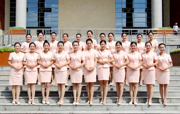 第二十屆“中國農加工洽談會”政務講解員集體亮相