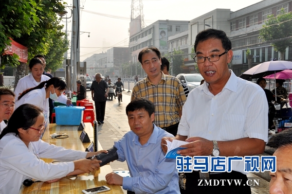 （圖一、副縣長侯杰親臨現(xiàn)場指導(dǎo)）.JPG