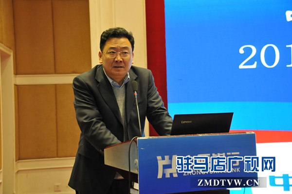 萬行長(zhǎng)1_副本