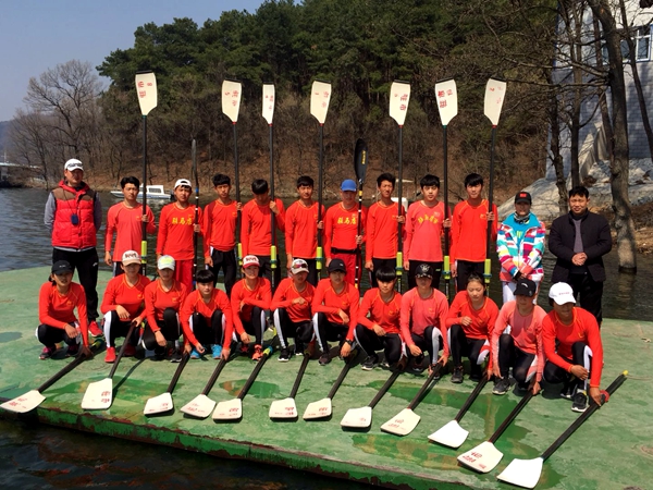 【新時(shí)代 幸福都是奮斗出來(lái)的】駐馬店賽艇運(yùn)動(dòng)員們的冠軍夢(mèng)