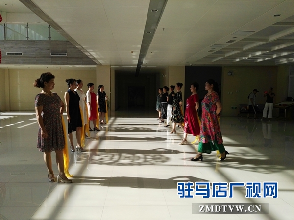 駐馬店市積極備戰(zhàn)省離退休干部紀(jì)念改革開放40周年文藝匯演大賽