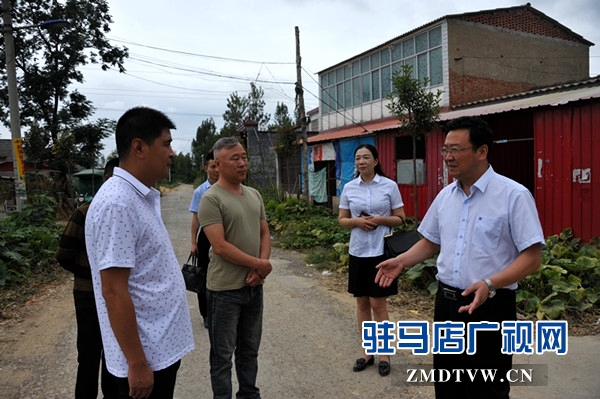 中原銀行駐馬店分行黨委書記、行長(zhǎng)萬三華一行扎實(shí)開展幫扶慰問工作