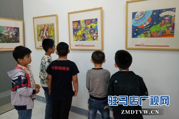確山縣舉辦“我的可愛祖國(guó)”少兒美術(shù)作品展