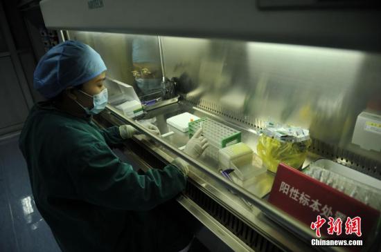 開放對艾滋病入境限制致中國感染人數(shù)增加？衛(wèi)健委回應(yīng) 
