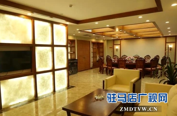 到天盛酒店過大年，游泳館門票、古裝全家福免費送啦！
