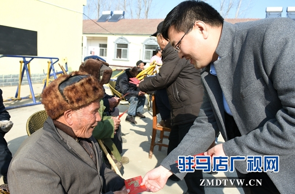 慈善總會為敬老院老人送去“春節(jié)大禮包”