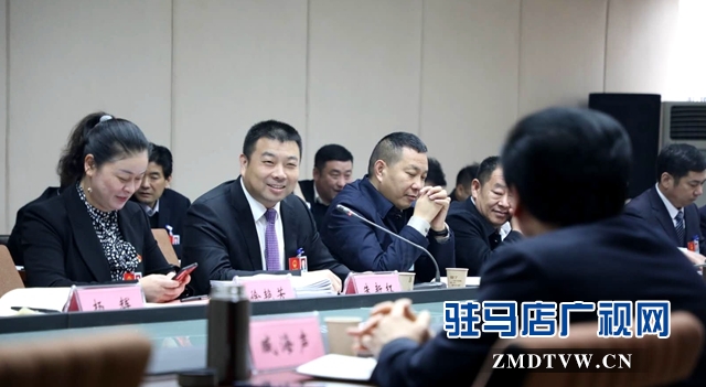 參加駐馬店兩會的上蔡代表團(tuán)舉行鄉(xiāng)土人才座談會