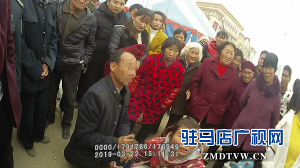 抱住大腿，你往哪兒逃!
