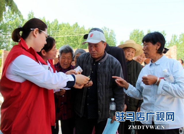 駐馬店市第一人民醫(yī)院組織專家到朱古洞鄉(xiāng)錢莊村開(kāi)展義診活動(dòng)