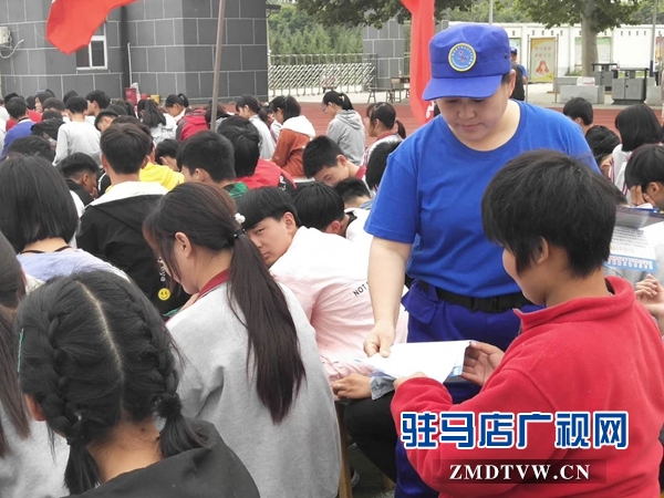 “珍愛(ài)生命 預(yù)防溺水”主題教育進(jìn)校園