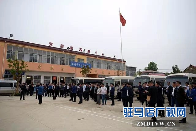 11上蔡縣召開春季會戰(zhàn)現(xiàn)場推進(jìn)會.jpg