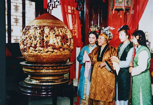 紅樓夢(mèng)里的端午節(jié)，曹雪芹埋了三個(gè)大悲劇