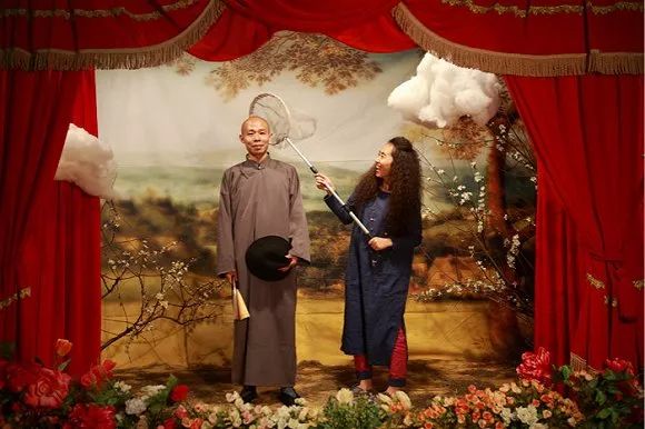 內(nèi)斂、奢靡與偽裝：中國(guó)人如何在鏡頭前表達(dá)愛(ài)情？ 