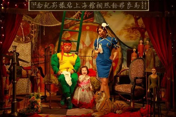 內(nèi)斂、奢靡與偽裝：中國(guó)人如何在鏡頭前表達(dá)愛(ài)情？ 