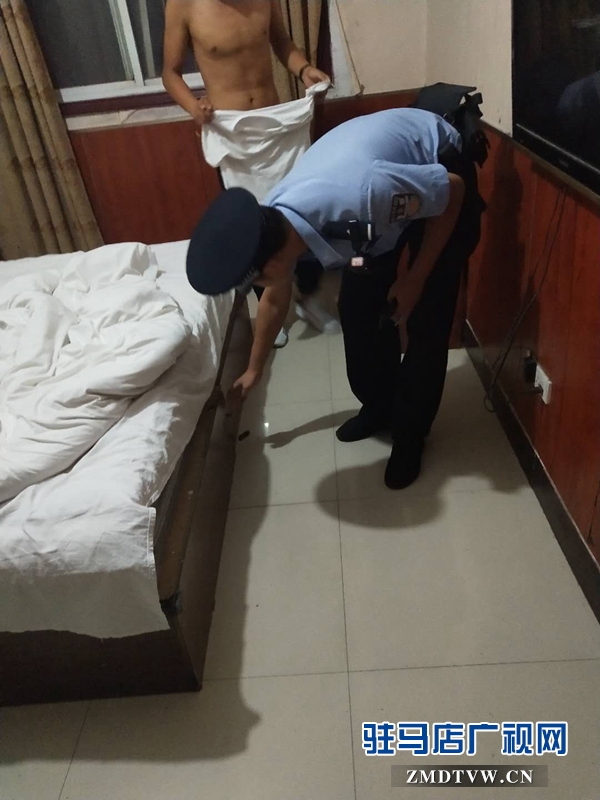 雪松派出所對溫州步行街開展專項集中清查