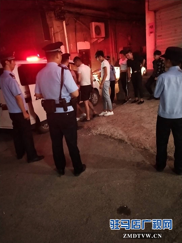 雪松派出所對溫州步行街開展專項集中清查