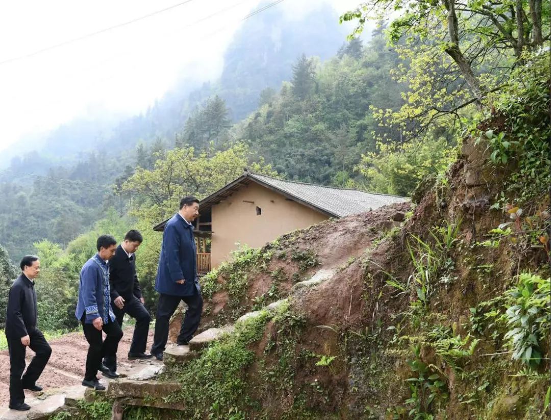 最近三次地方考察，習近平給全黨上了一堂“初心課”