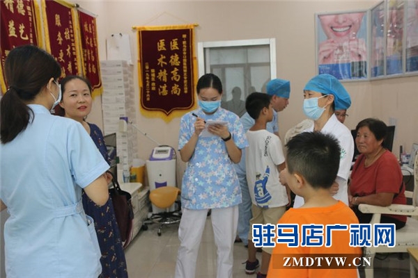 口腔正畸專家張?jiān)绿m坐診駐馬店口腔醫(yī)院 口腔醫(yī)院再度迎來(lái)診療高峰