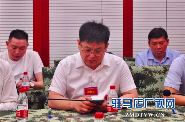 駐馬店市企業(yè)擁軍優(yōu)屬協(xié)會會長、青商會會長、鵬宇集團創(chuàng)始人總裁朱新紅率隊開展八一建軍節(jié)慰問活動