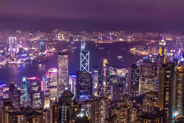 “香港，不是你們?yōu)樗麨榈牡胤?！?那些年，我們追過的“阿sir” 