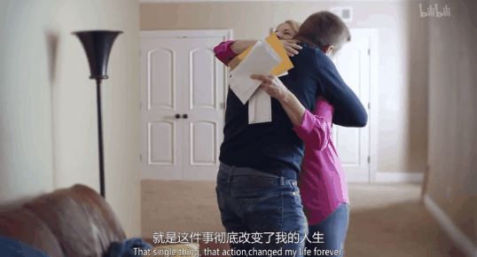 抽獎(jiǎng)超過(guò)三百萬(wàn)的中國(guó)錦鯉女孩信小呆，現(xiàn)在過(guò)得并不如意？ 