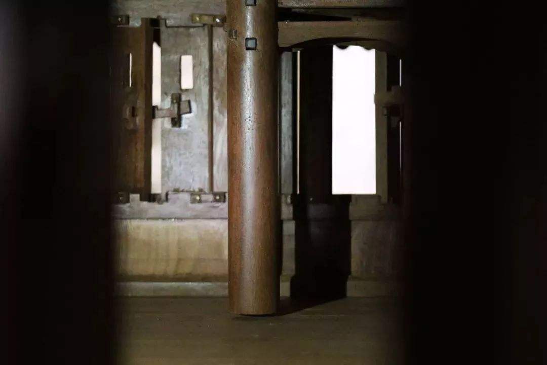 臺(tái)風(fēng)侵襲臨海古城：當(dāng)古建筑遭遇洪水猛獸，我們?cè)撊绾螒?yīng)對(duì)？ 