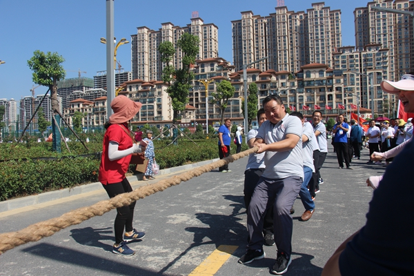 1500多人參與的市直機(jī)關(guān)趣味運(yùn)動(dòng)會火熱開幕