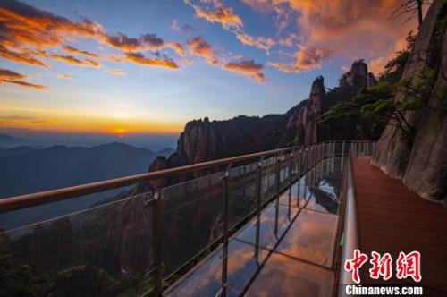 國慶前多地景區(qū)門票宣布降價 “十一”你去哪打卡？