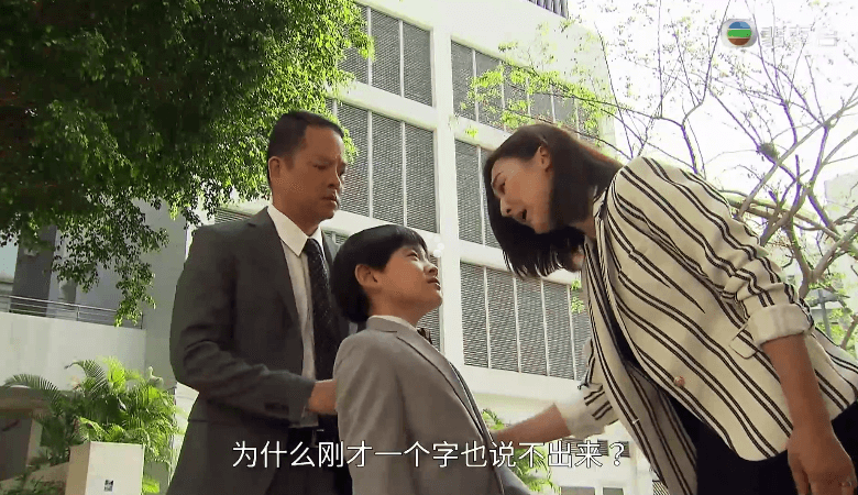 金霄大廈，今宵請你多珍重 