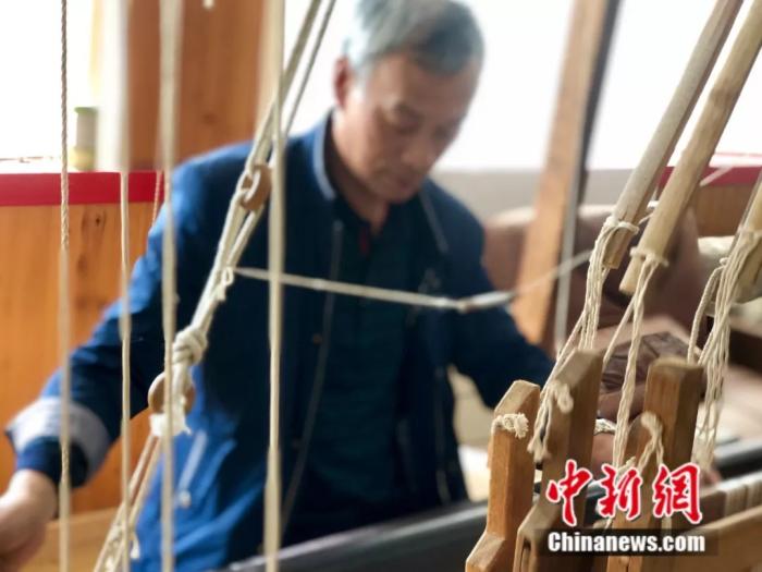 西漢人有多精致？輕薄透視裝、保健防蚊枕了解一下