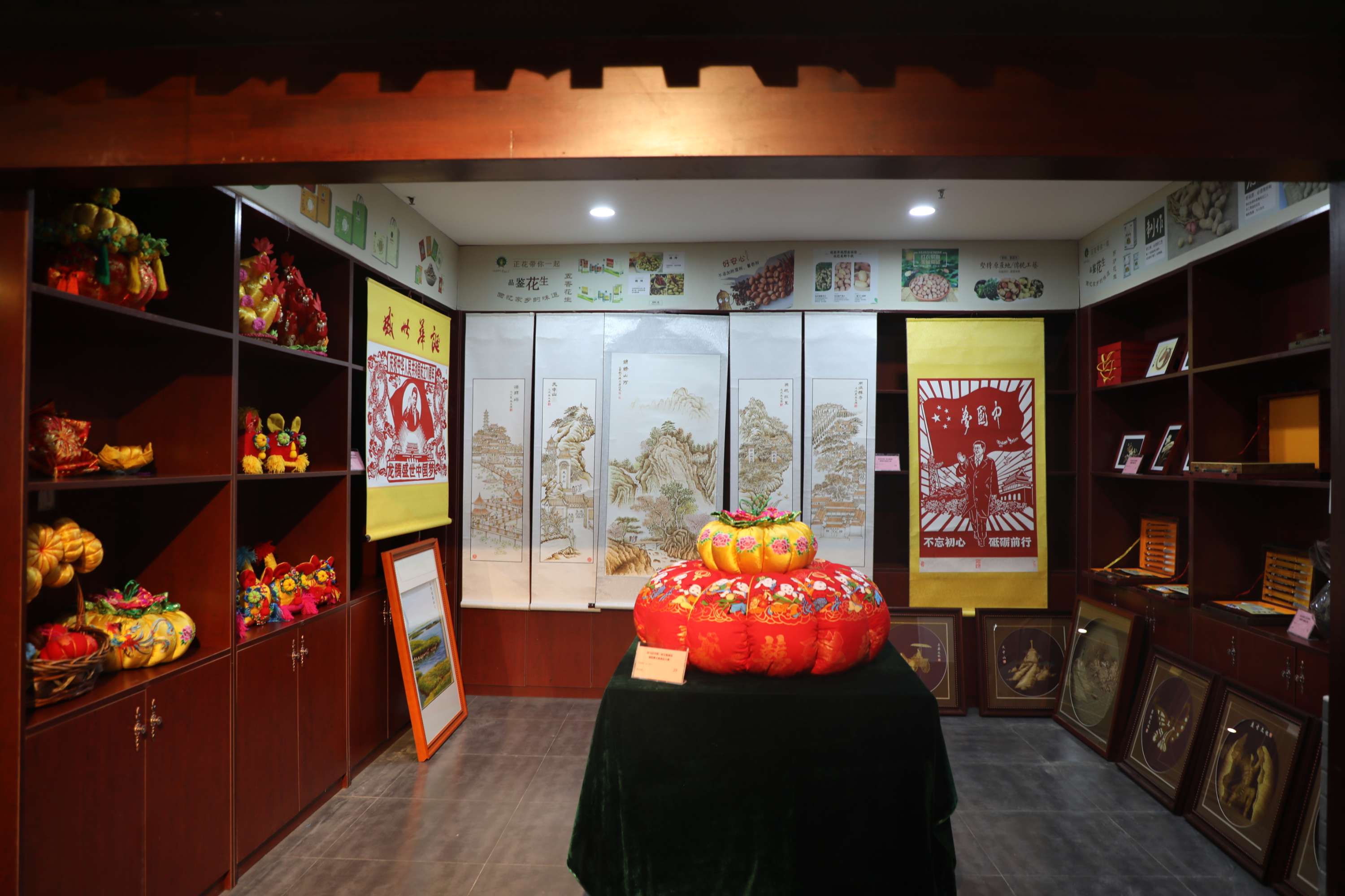 駐馬店市第二屆文化旅游商品展覽暨文化旅游商品大賽亮點(diǎn)紛呈