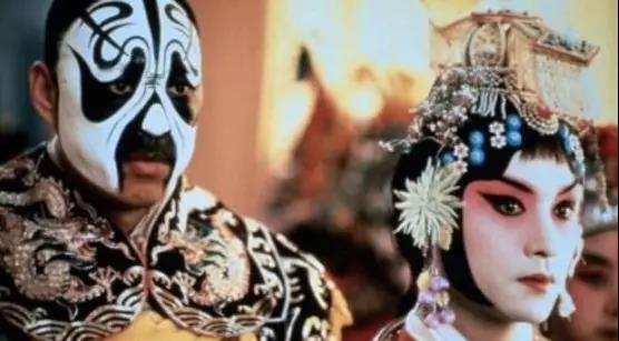 京劇有歷史，但也很年輕，230年來它從未遠離過我們 