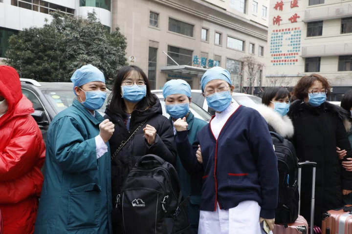 河南：137人！逆向而行！首批援鄂醫(yī)療隊(duì)出征！