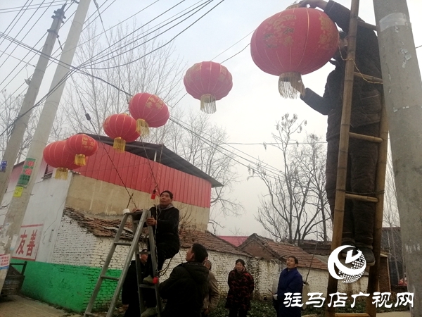 西平縣崔莊村村民：手里有錢(qián)啦 過(guò)年不差錢(qián)