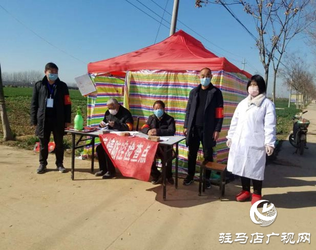 侯中現(xiàn)：志愿服務(wù)暖人心，愛心捐贈抗疫情.jpg