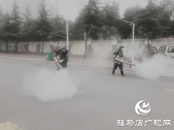 即日起 駐馬店市紅十字蛟龍應(yīng)急搜救隊(duì)全力對學(xué)校消殺