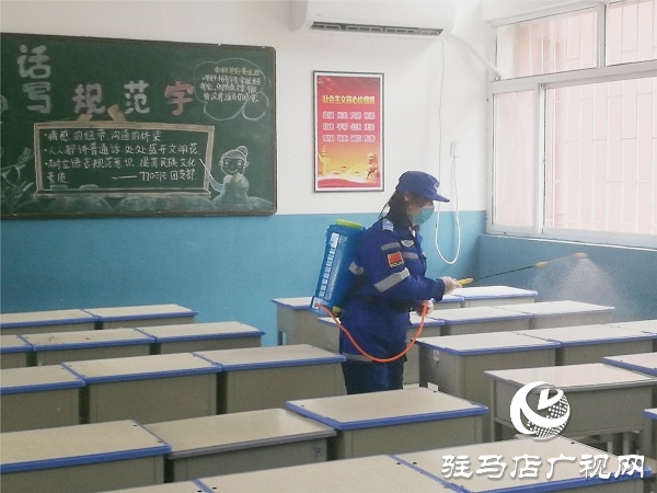 即日起 駐馬店市紅十字蛟龍應(yīng)急搜救隊(duì)全力對學(xué)校消殺