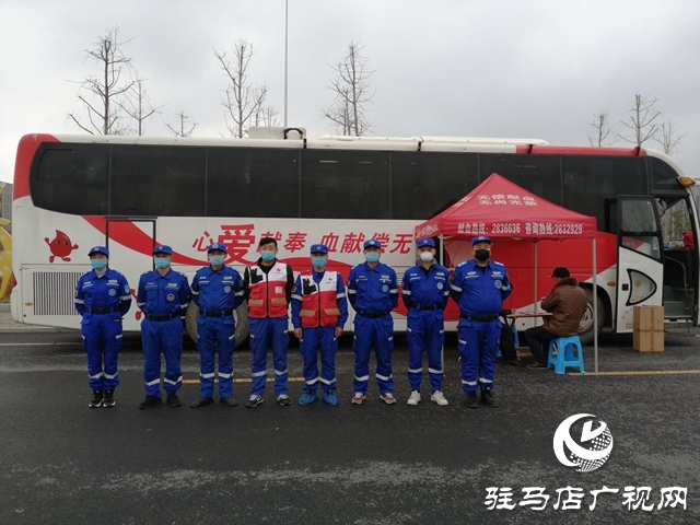 獻(xiàn)血救人“疫”不容辭，新蔡縣727人參與無(wú)償獻(xiàn)血