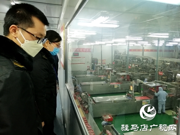 90后執(zhí)法隊(duì)：因?yàn)槟贻p，所以擔(dān)當(dāng)；因?yàn)樨?zé)任，所以奉獻(xiàn)