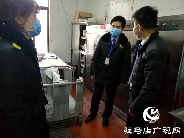 90后執(zhí)法隊(duì)：因?yàn)槟贻p，所以擔(dān)當(dāng)；因?yàn)樨?zé)任，所以奉獻(xiàn)