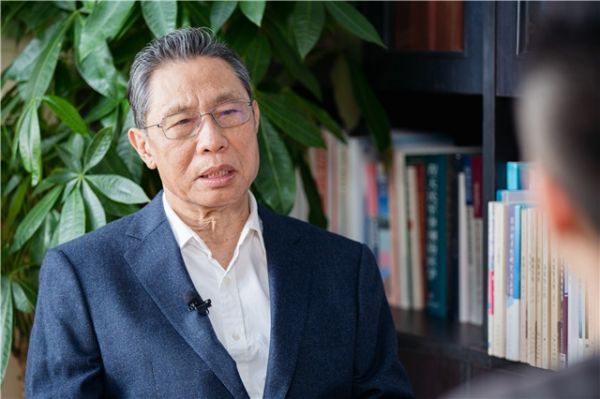 鐘南山關(guān)于疫情的12個(gè)最新判斷，信息量很大！