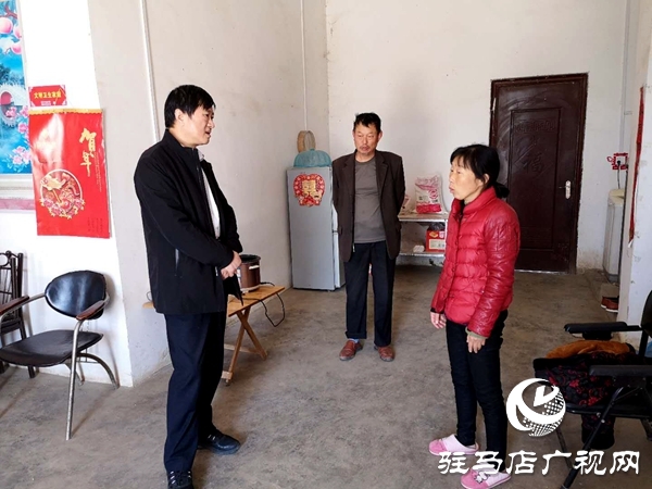 正陽縣總工會(huì)開展結(jié)對(duì)共建“手拉手”主題黨日活動(dòng)